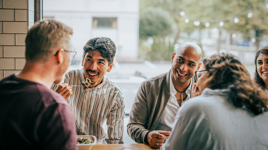 eating-lunch-men-women-16-9-1120x630px