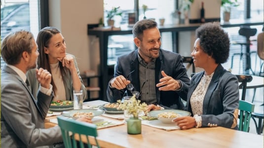 Trendspaning - billigare att äta ute än att ha med matlåda?