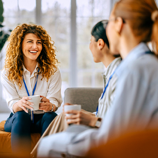 women-coffee-meeting-1-1-544x544px